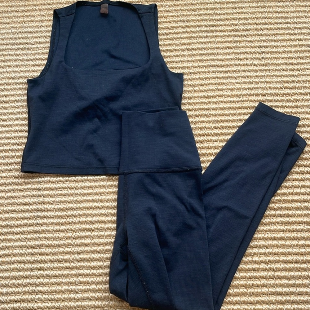 Beyond Yoga Black Set Size Small